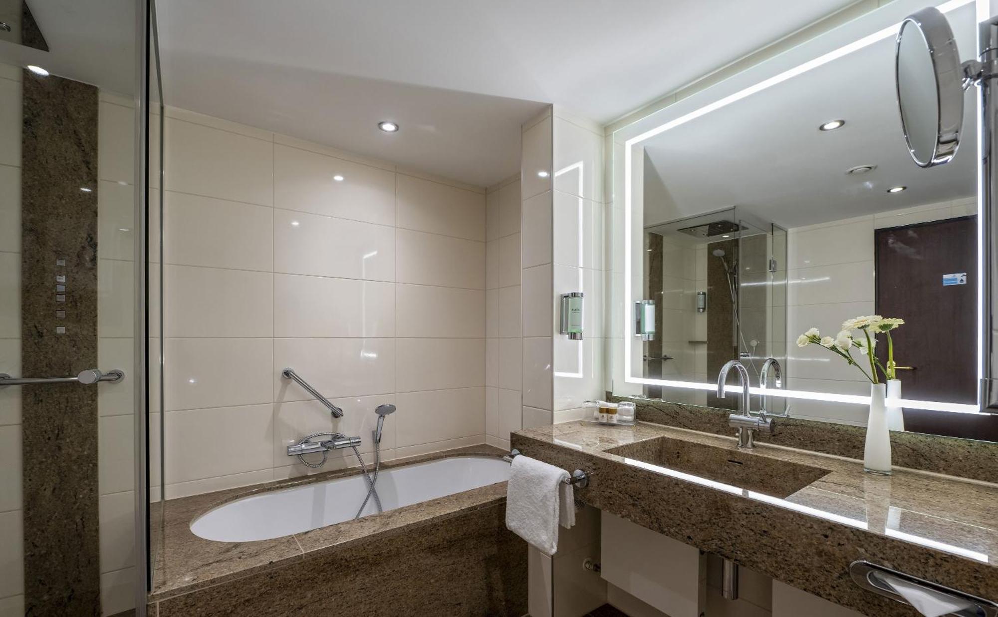 Maritim Hotel 4*